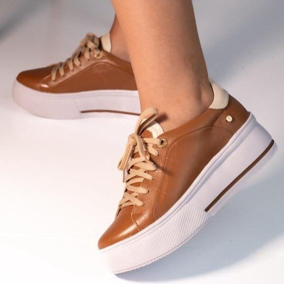 Tênis Easy Comfort Golden em Couro Legítimo