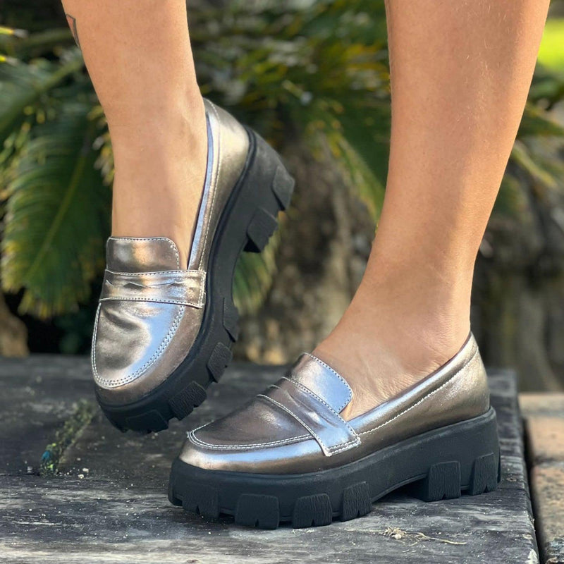 Mocassim Tratorado Feminino em Couro - Veagle